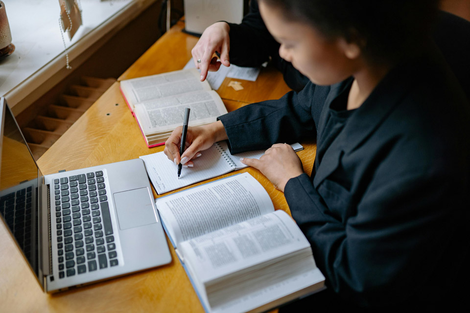 preparacion-para-los-examenes-delf-dalf-1.jpg